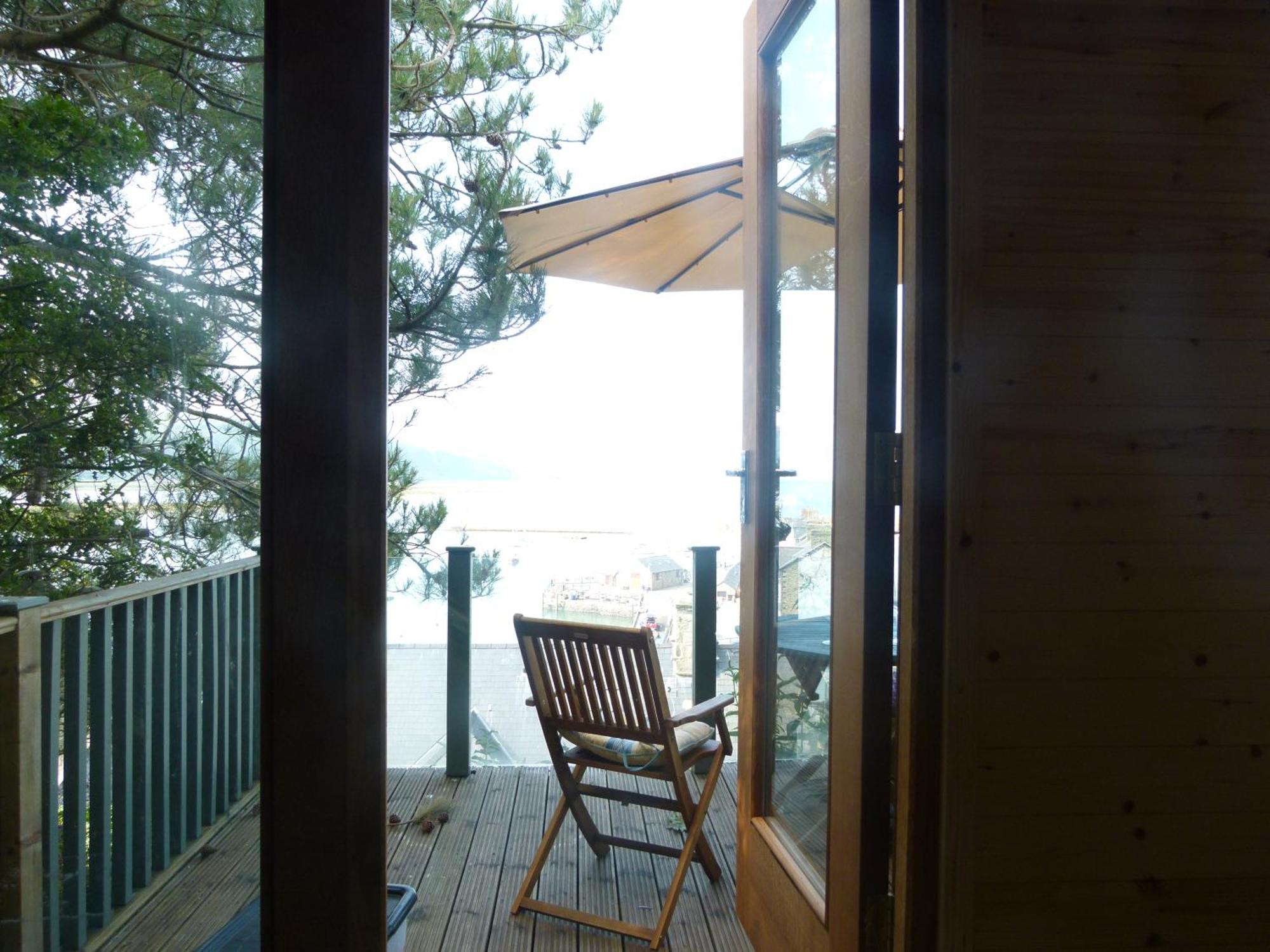 2-Bedroom Cottage In Barmouth Old Town With Sea Views Екстериор снимка